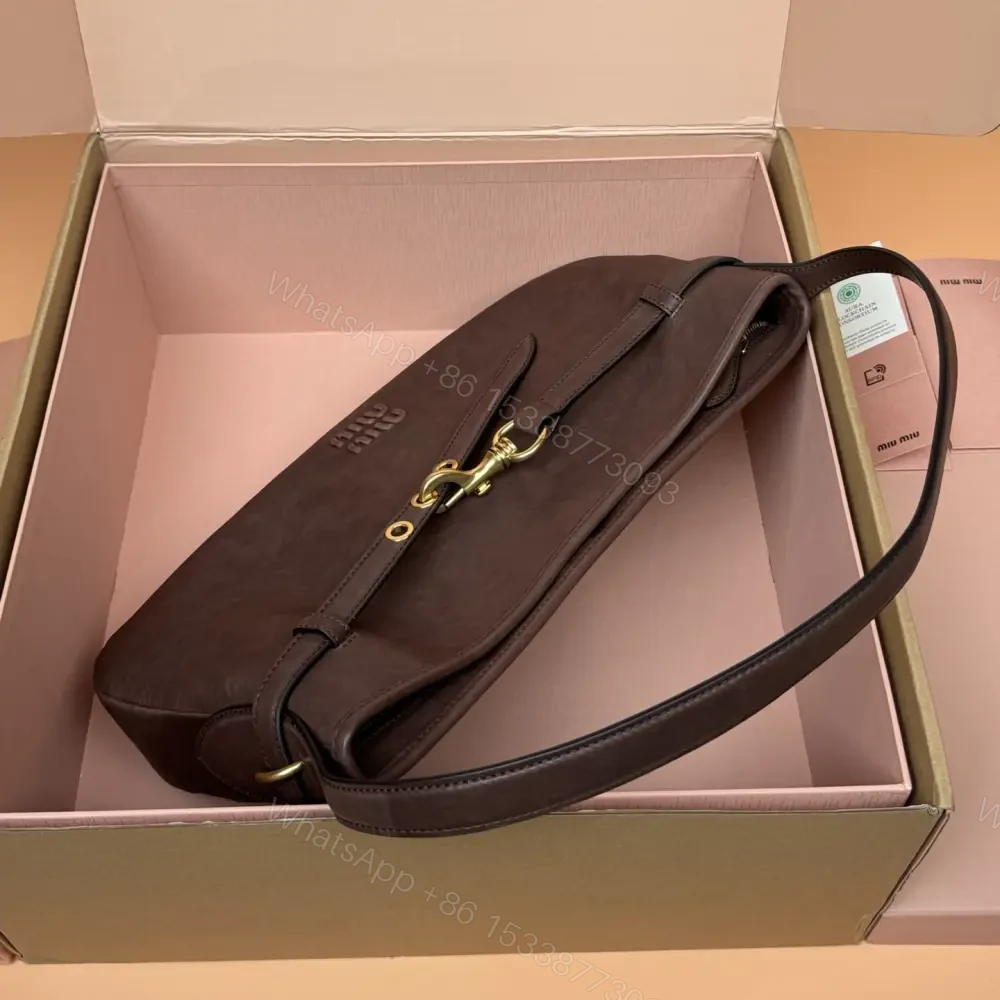 View 5 of 高仿miumiu*Aventure系列5BC181小羊皮腋下包石楠木色中號免檢版