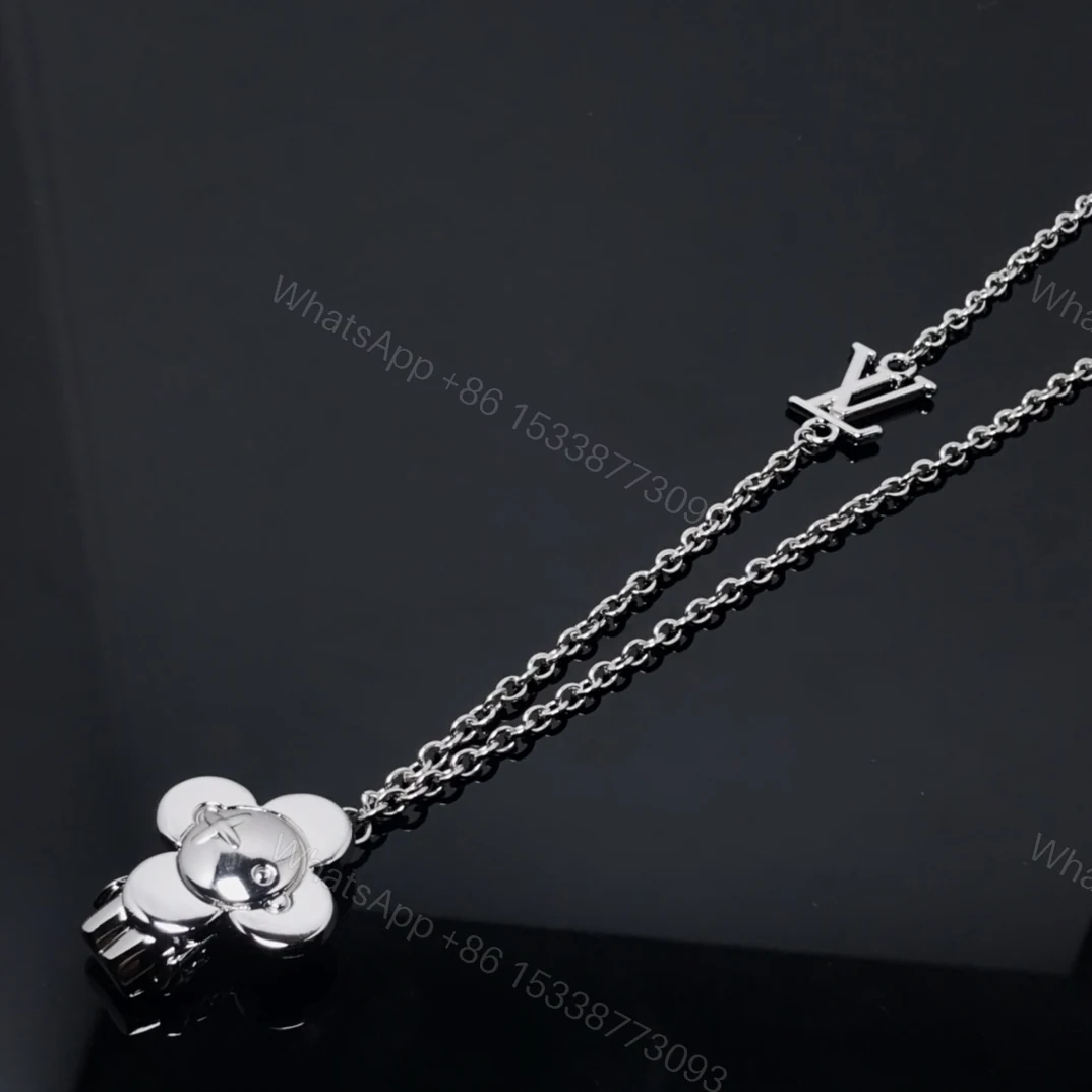 EN – Lux LV Necklaces 049 — view 1