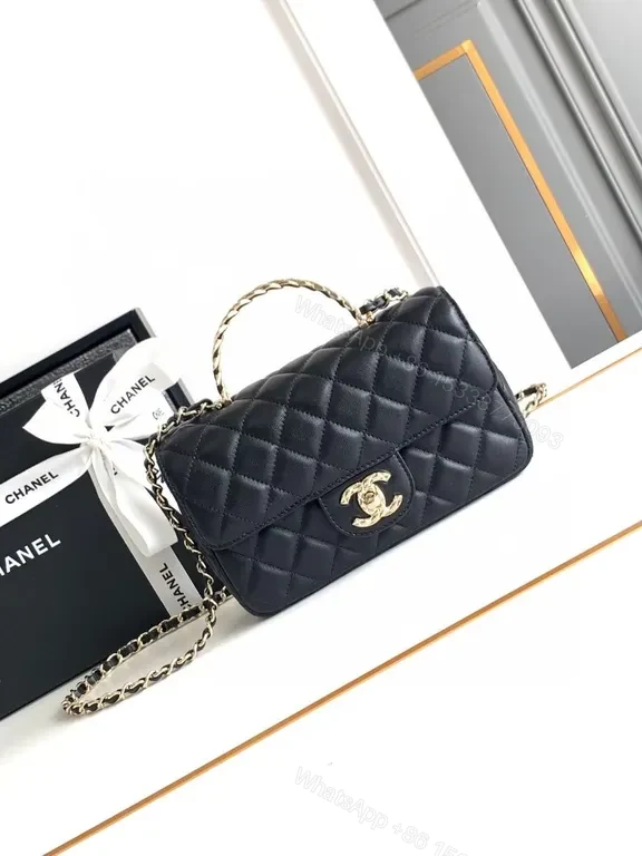 Lux Quilted Crossbody: Classic Chanel-Inspired, Everyday Elegance — view 1