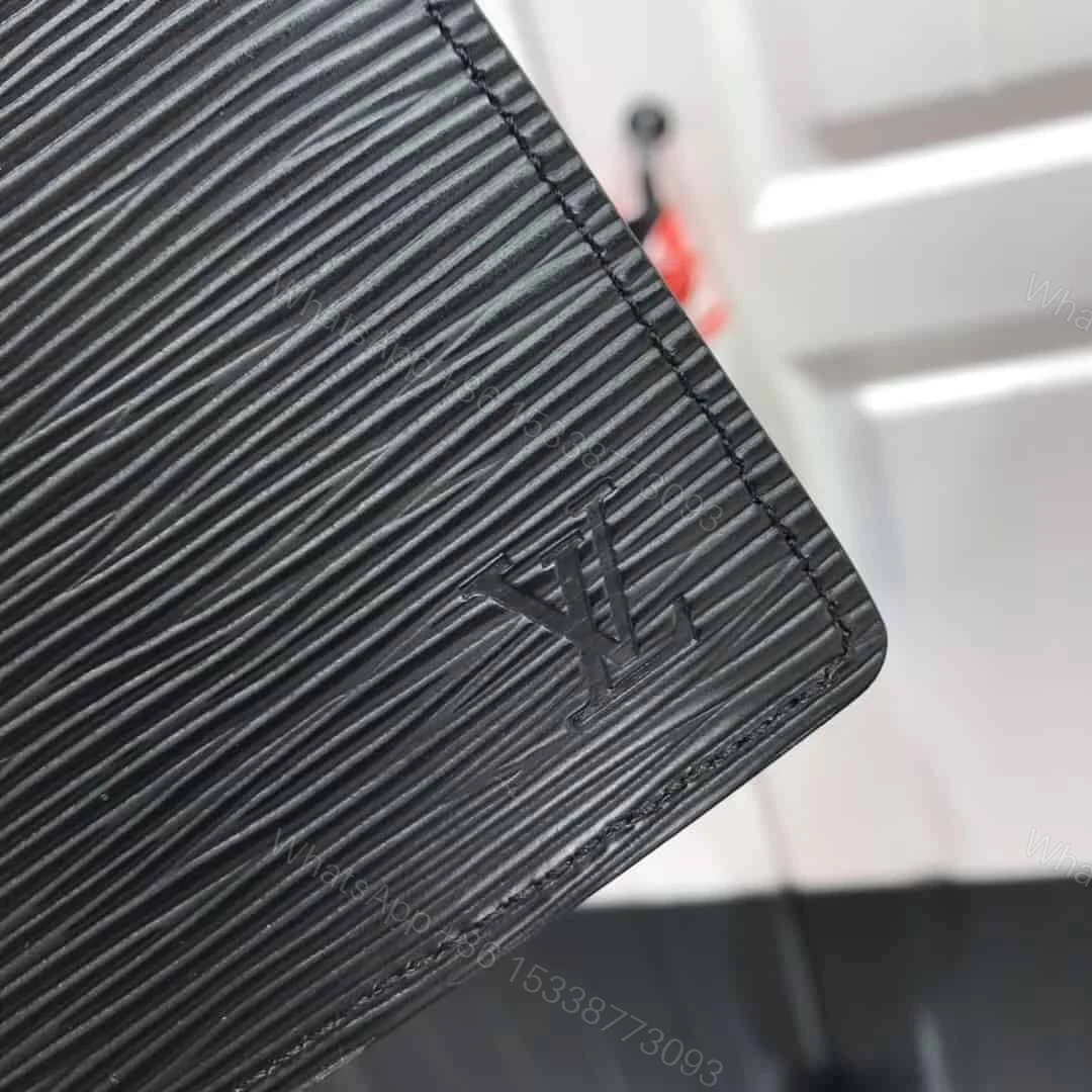 View 3 of LV MULTIPLE WALLET – M67896