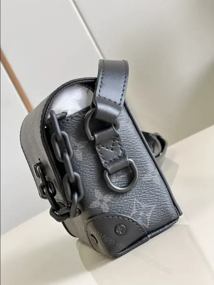 View 6 of Louis Vuitton Steamer Wearable Wallet -RRG066