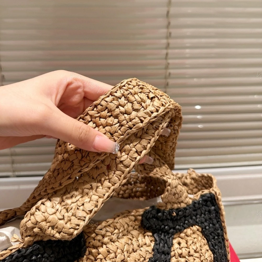 View 4 of VALENTINO GARAVANI VIVA SUPERSTAR SMALL SHOPPING BAG IN RAFFIA BEIGE 25CM 7W2B0S12QET EX9