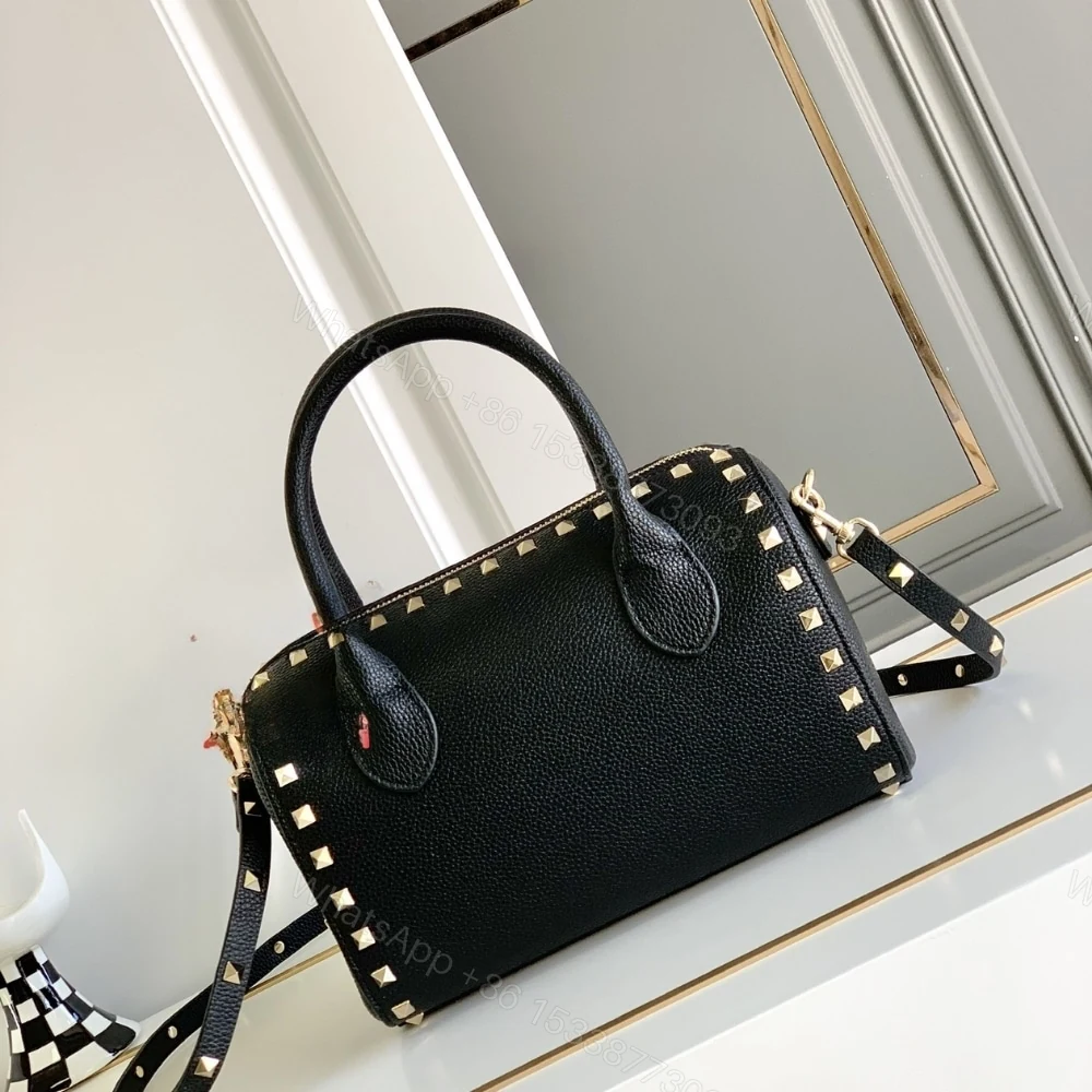 View 2 of VALENTINO CARAVANI BOLSAS ROCKSTUD GRANATO BLACK 24CM