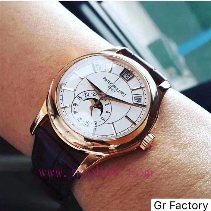 View 12 of Patek Philippe 5205R Calendar Watch