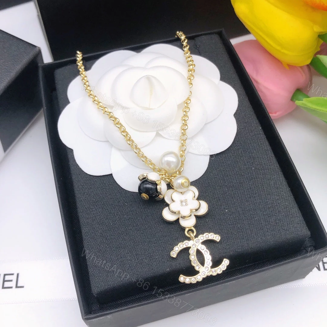 View 4 of EN – Lux Necklace CHL006