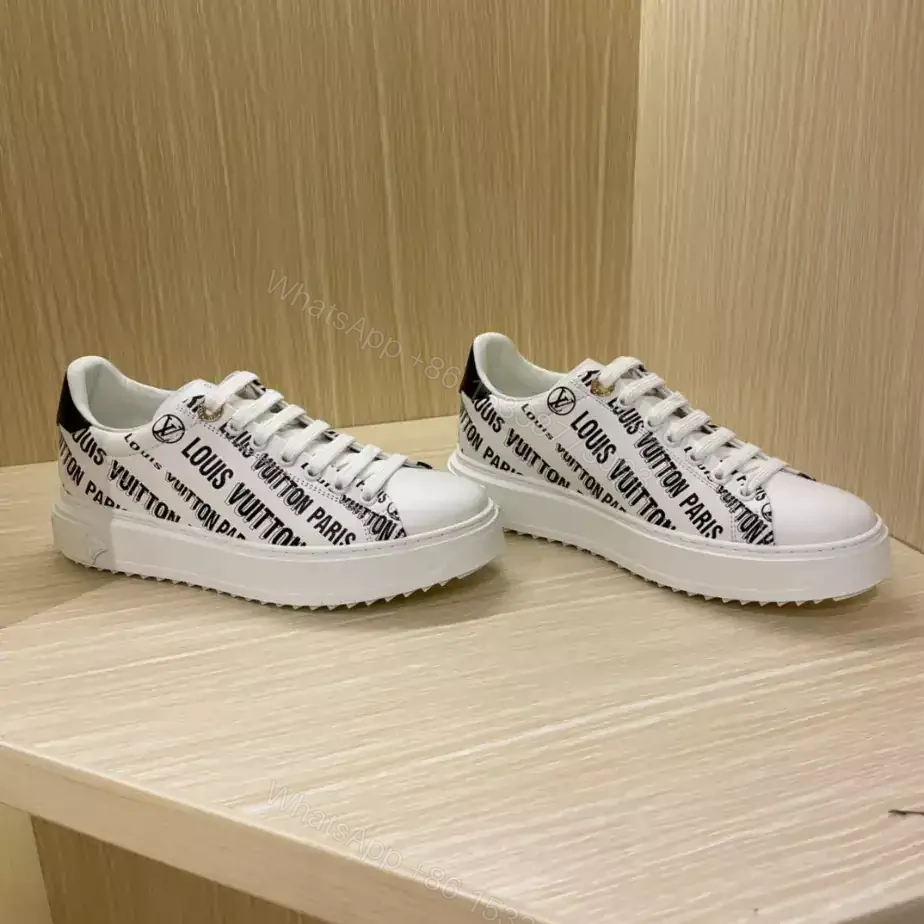 View 2 of LV TIME OUT SNEAKER – LSVM052