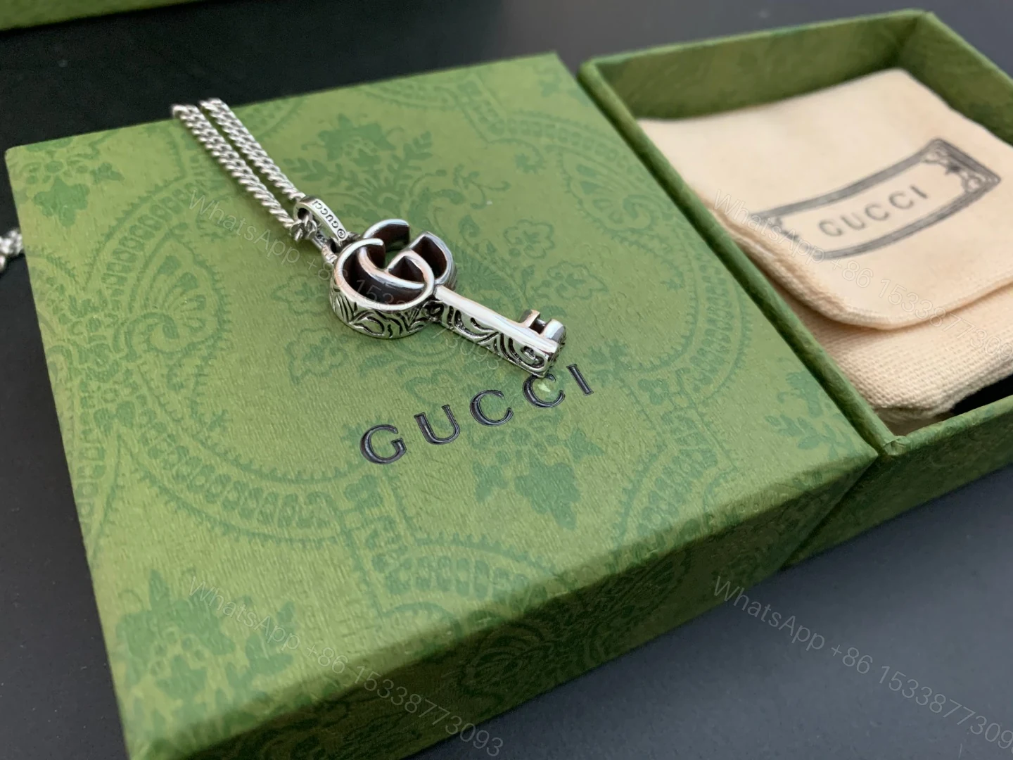 View 7 of EN – Lux Gucci Necklaces 013