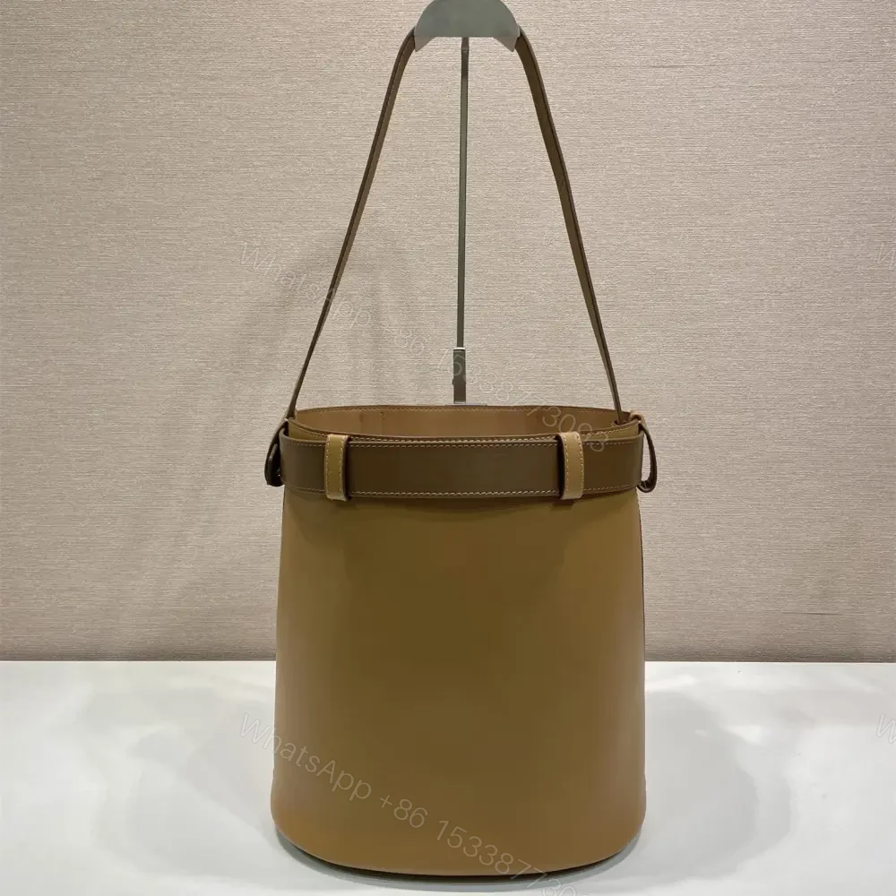 View 4 of 高仿Prada*Buckle系列1BE085小牛皮水桶包焦糖色免檢版