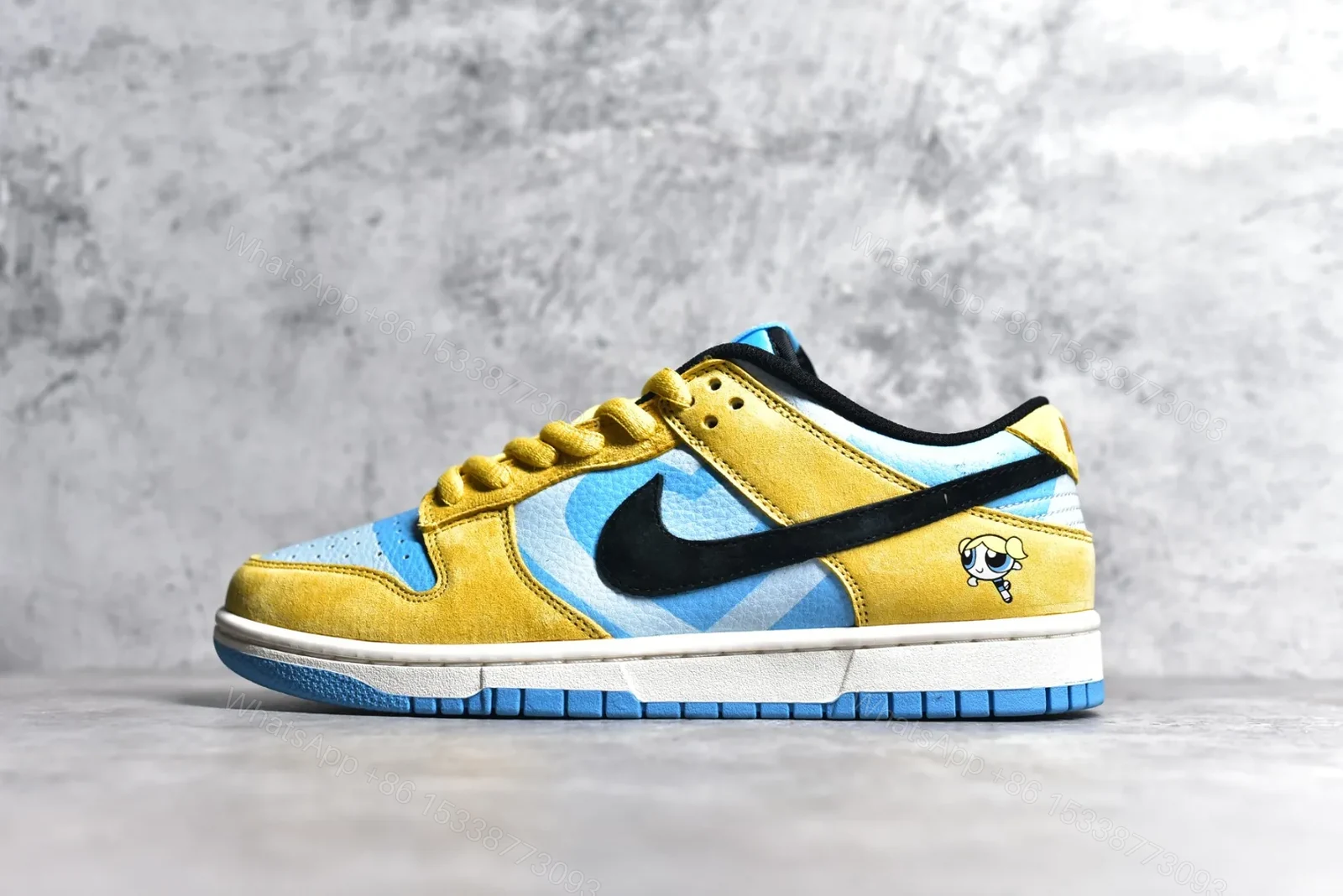 Nike SB Dunk Low x Powerpuff Girls Yellow Blue Replica — view 1