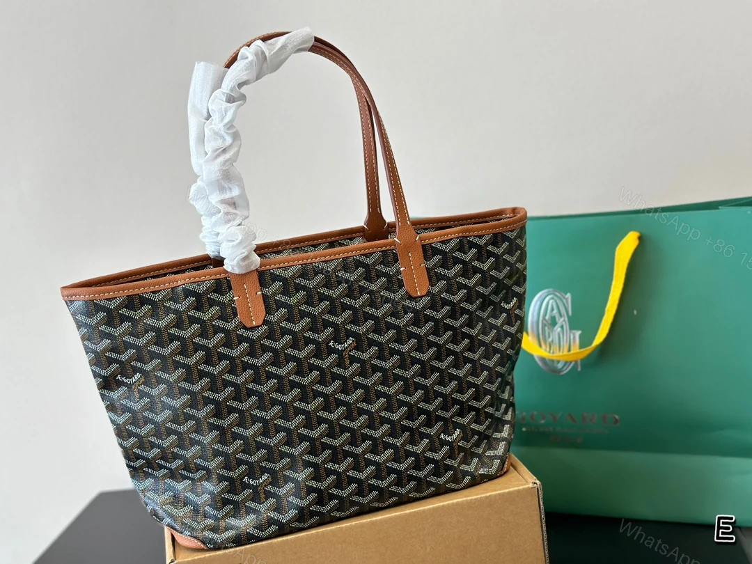 View 7 of Goyard Artois PM