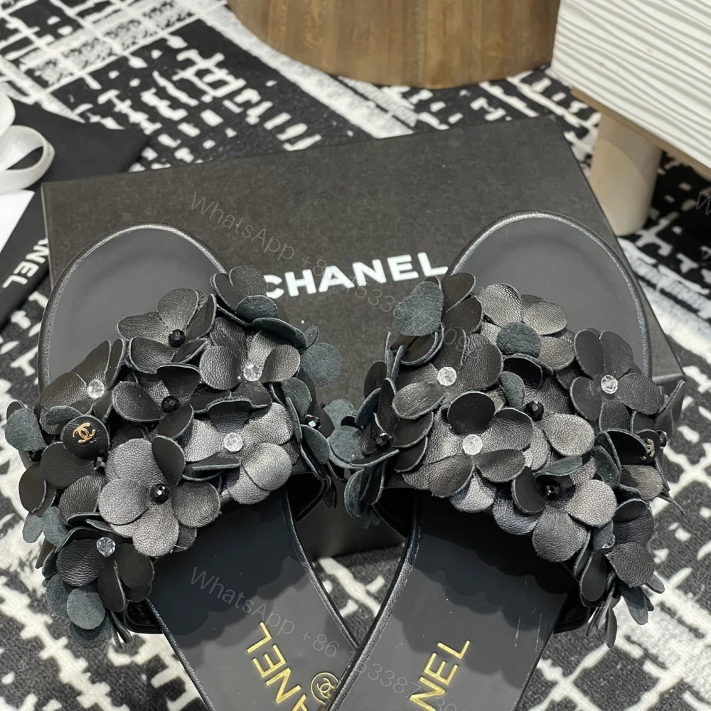 View 7 of 高仿Chanel*25P系列G46231C小羊皮花瓣拖鞋黑色1CM免檢版