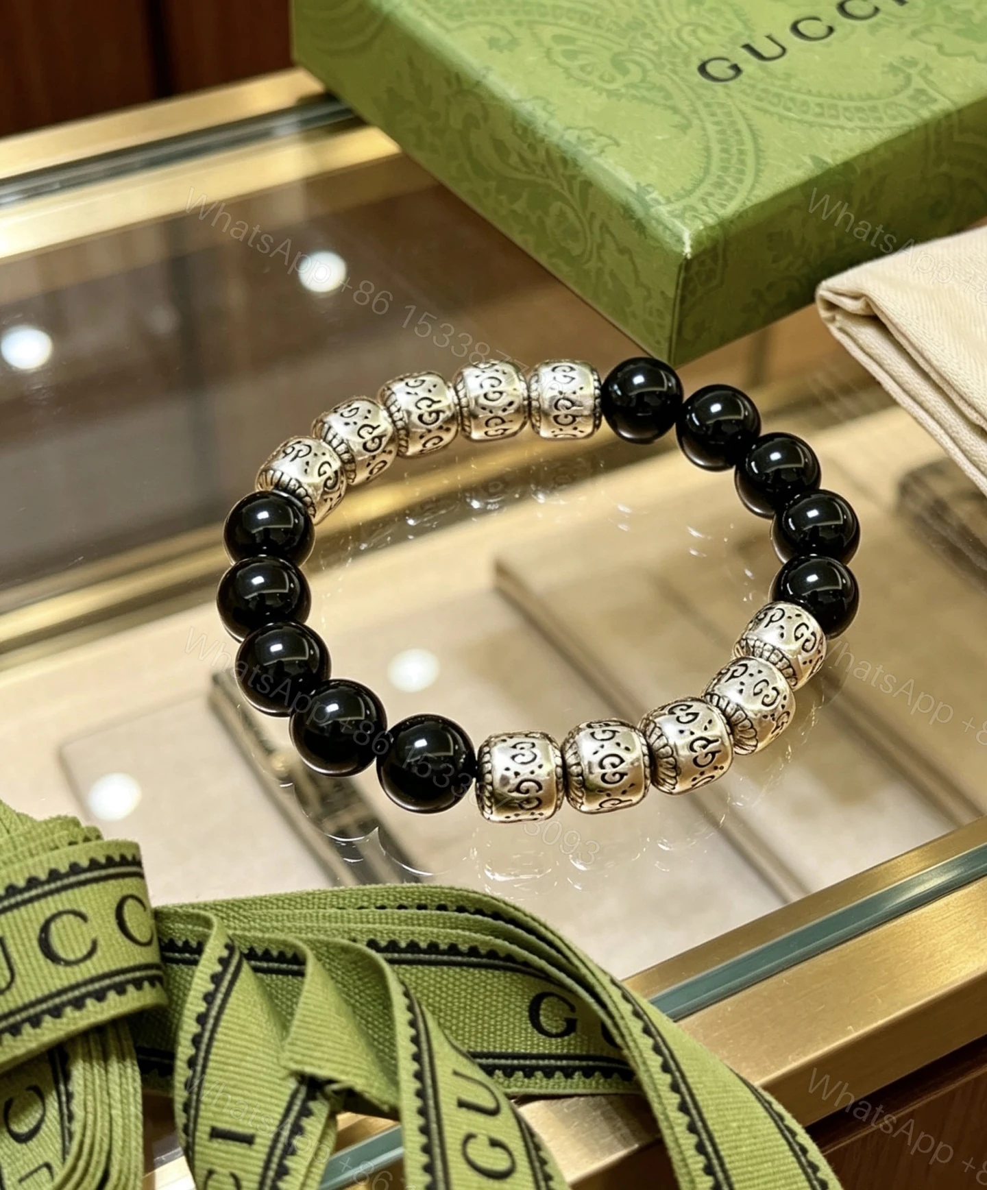GUCCI 高仿 黑瑪瑙珠串手鏈 銀色雕刻元素 復古潮流款 — view 1