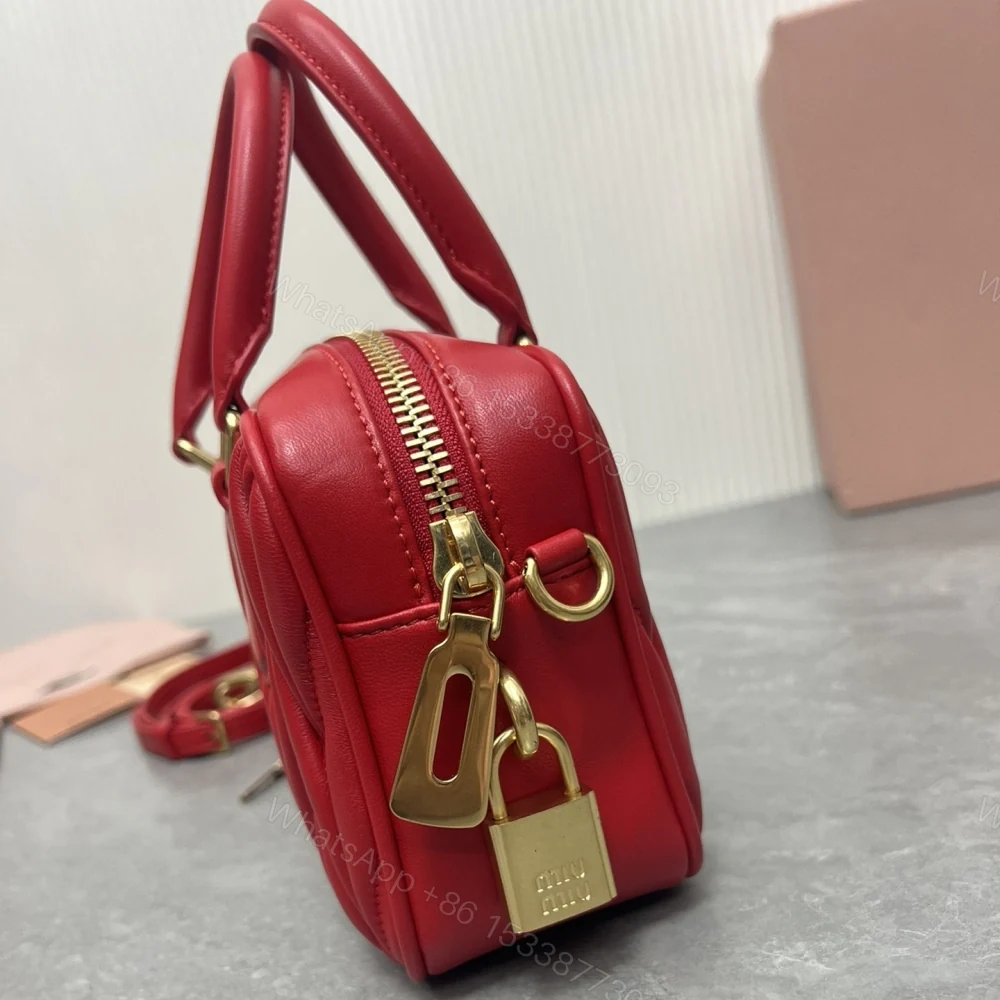 View 6 of 高仿miumiu繆繆TooPretty系列5BB123保齡球手袋紅色