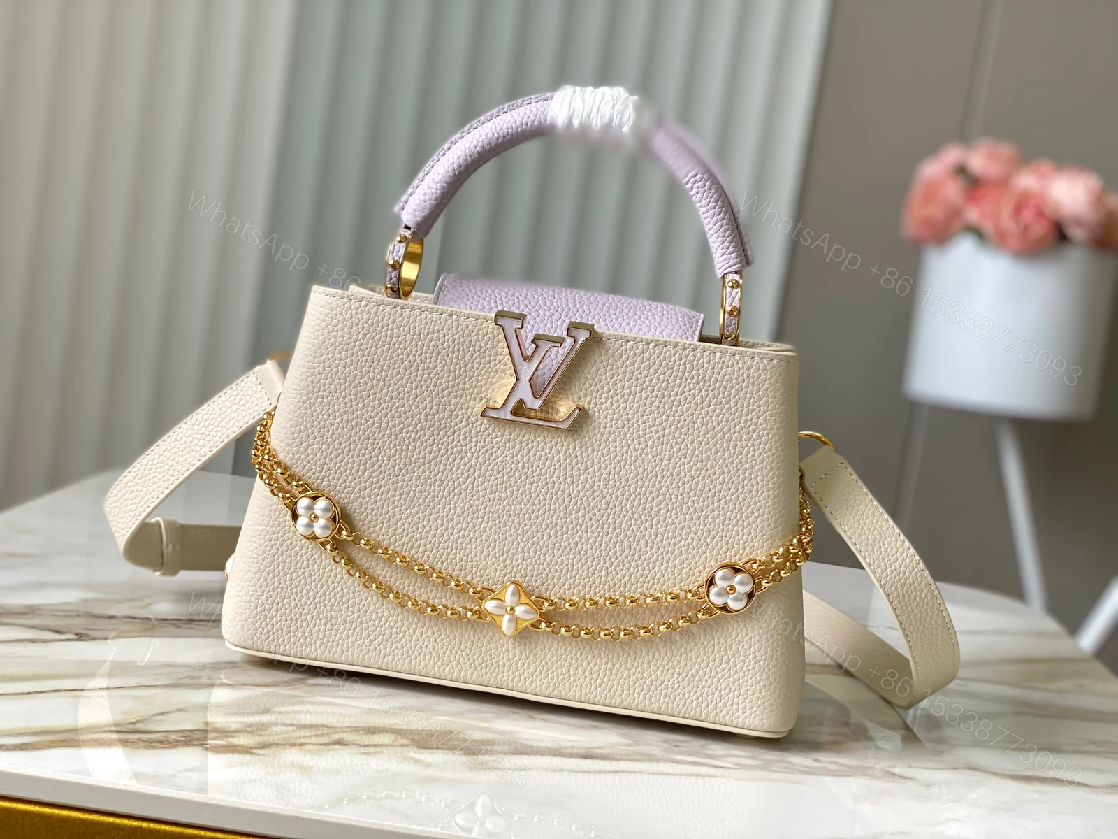 LV 高仿奶油白金鏈花飾手提包 中號百搭氣質款 — view 1