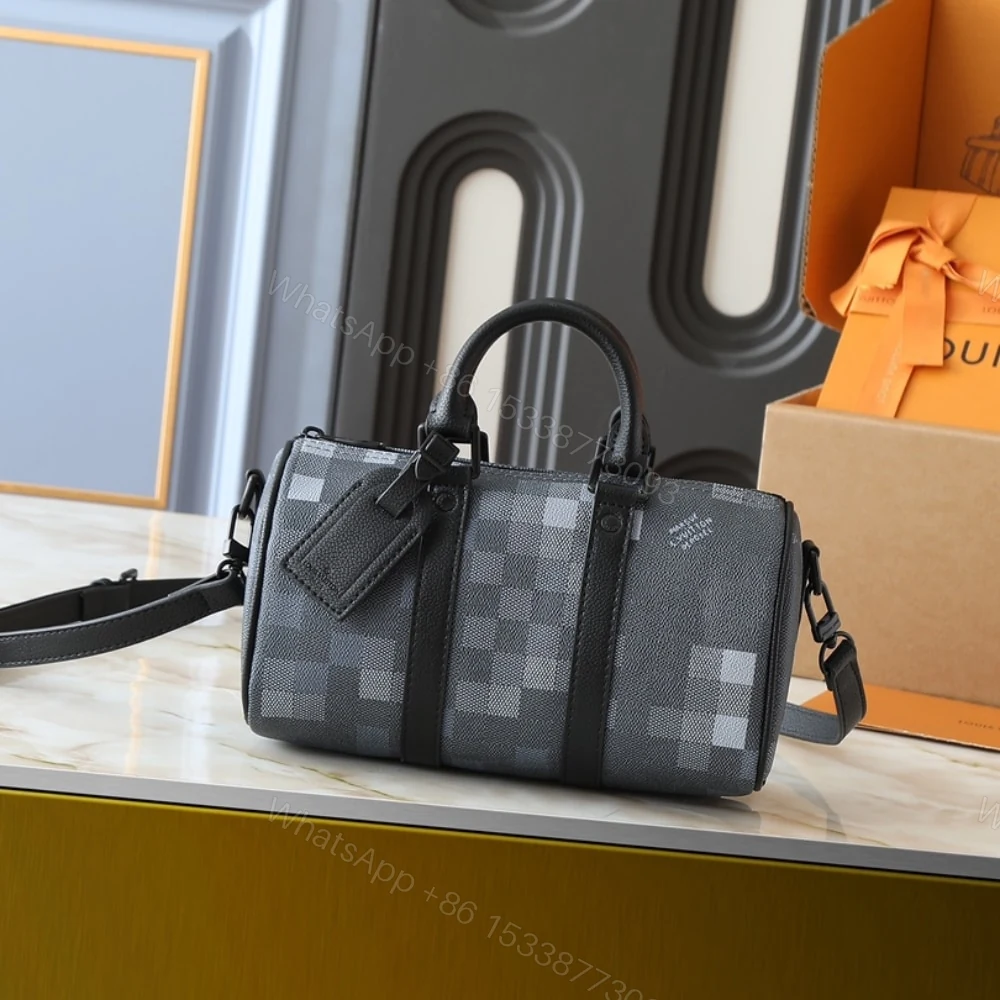 View 2 of Louis Vuitton Keepall Bandoulière 25 Black 25Cm M14919