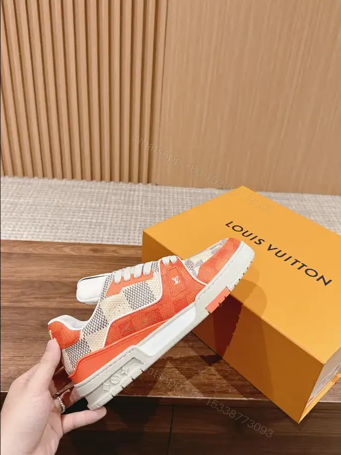 View 2 of LV TRAINER SNEAKER – LSVT403