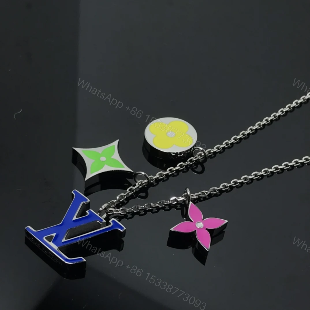 View 5 of EN – Lux LV Necklaces 037