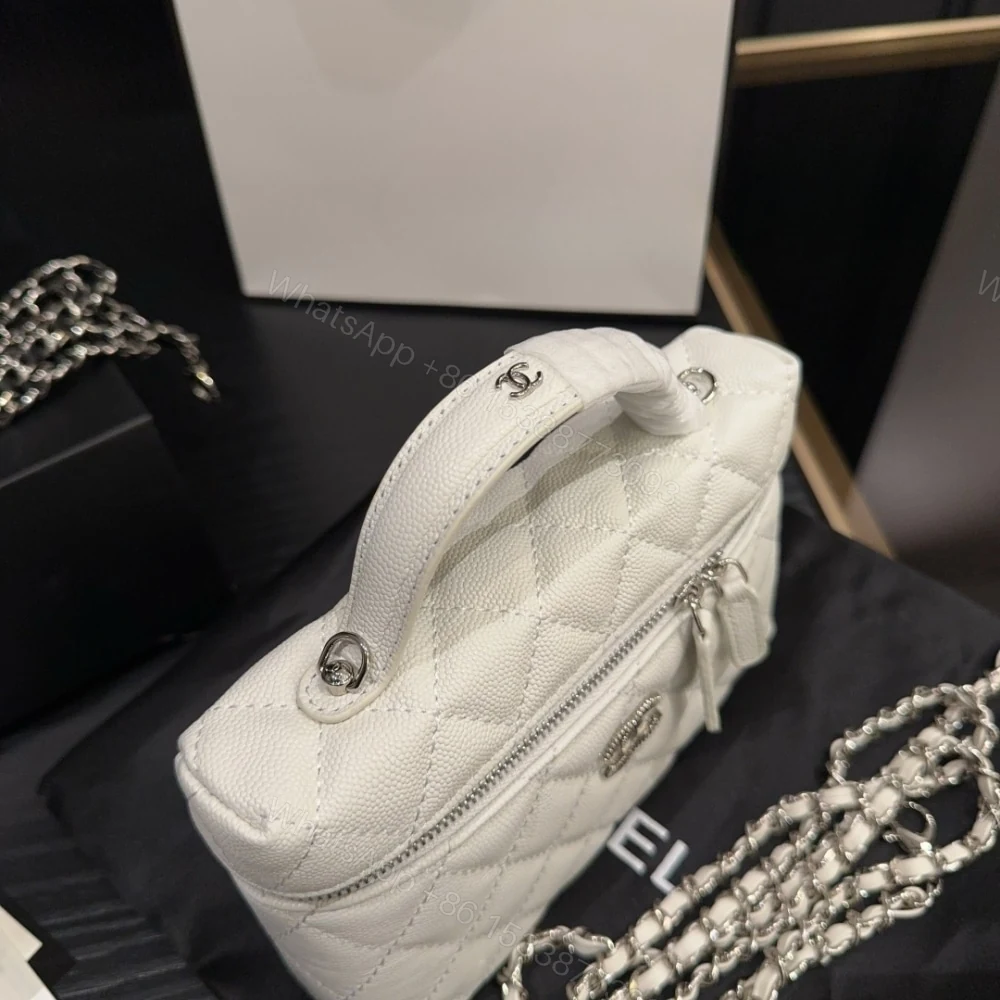 View 5 of Chanel 25C Matelasse Vanity White 19Cm