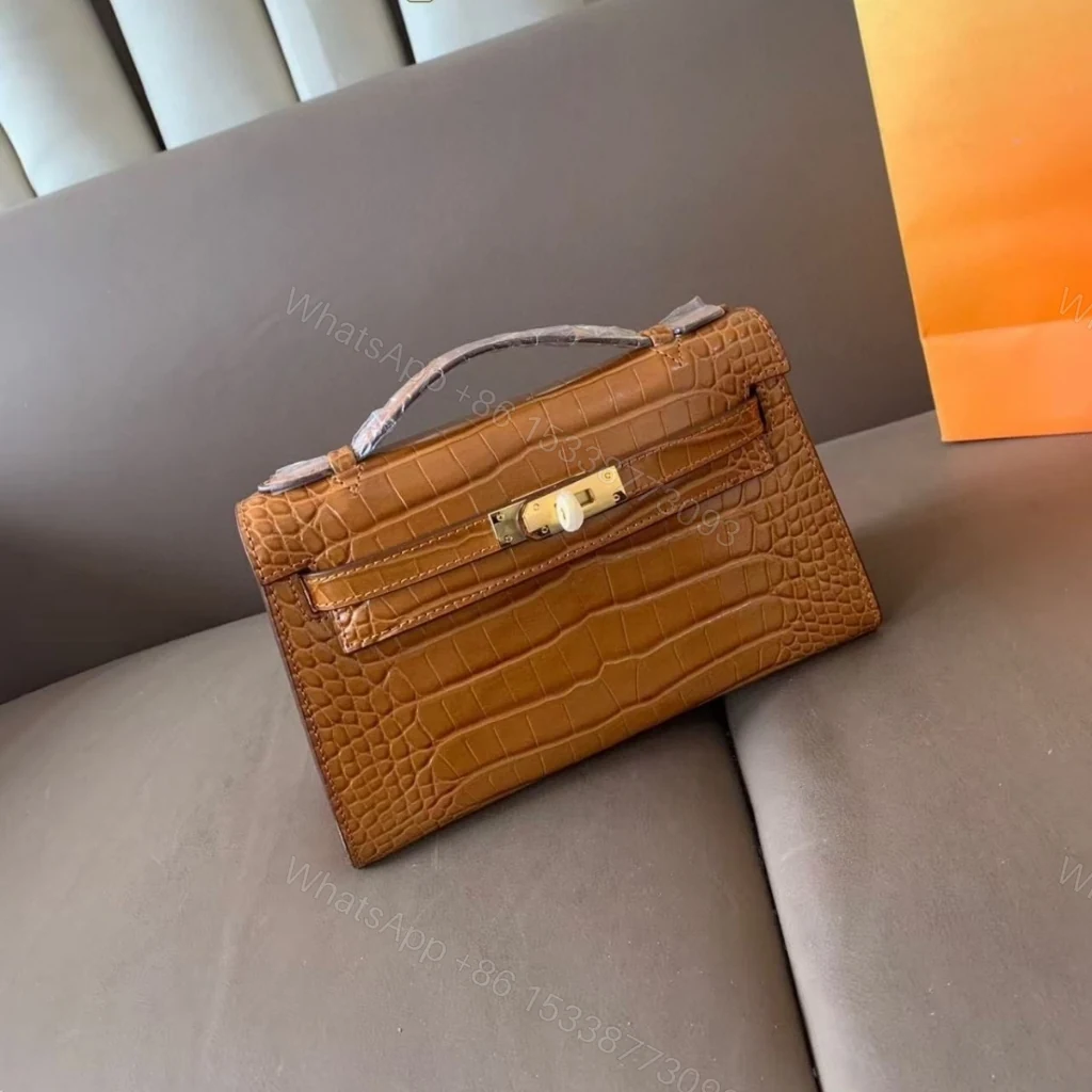 View 2 of Hermès Mini Kelly 20 Alligatore Gold Hardware Brown 20cm