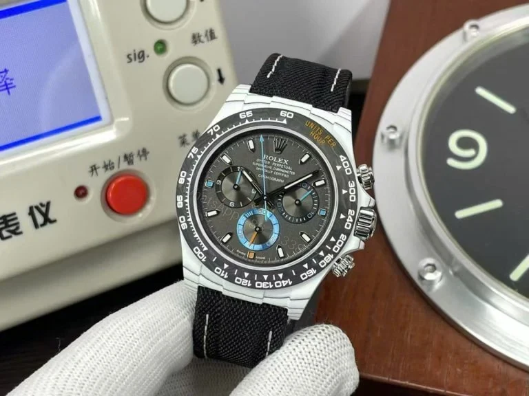 View 7 of Replica Rolex Daytona DiW Carbon Black Dial 40mm