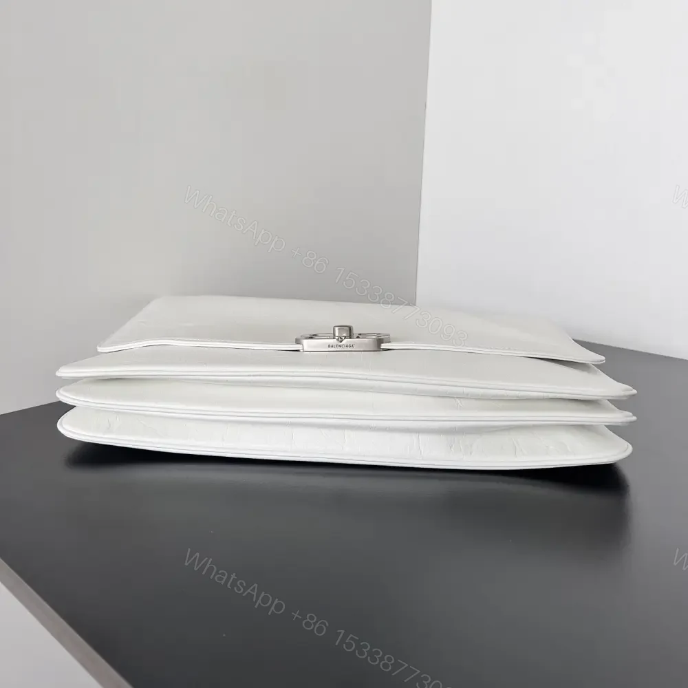 View 3 of 高仿Balenciaga*BBSolt系列腋下包白色M