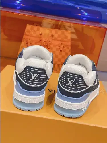 View 6 of LOUIS VUITTON TRAINER SNEAKERS IN WHITE AND BLUE – LSVT330