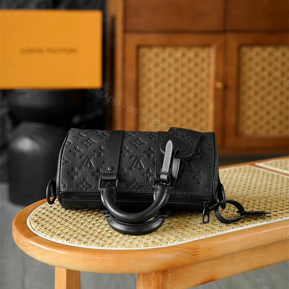 View 5 of 高仿LV*Keepall25系列M20900壓紋牛皮男士單肩包黑色免檢版