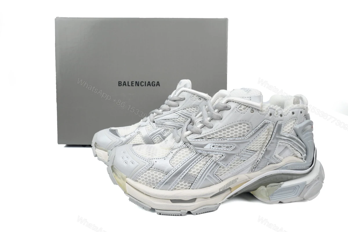Balenciaga Runner Mi Light Blue 677402 W3RB2 8100 — view 2