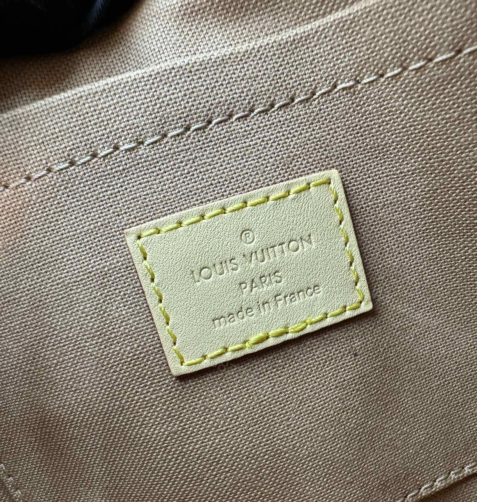 View 7 of Louis Vuitton Speedy Bandoulière 20 handbag (M24474)