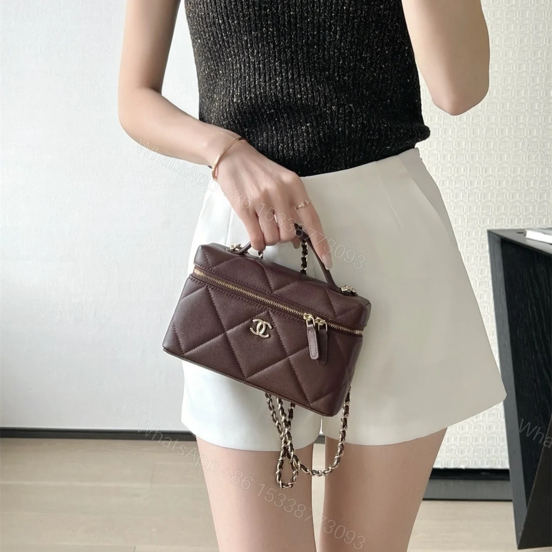 View 23 of 高仿Chanel*25K系列AP4936小牛皮盒子包深棕色免檢版