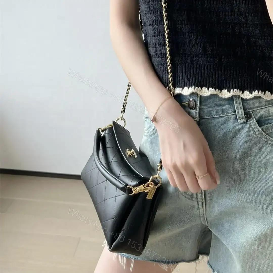 View 25 of 高仿Chanel*26S系列AS6255小牛皮飯盒包黑色免檢版