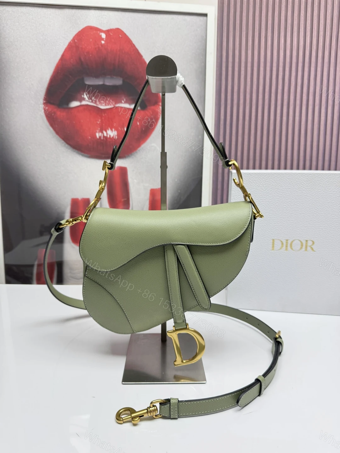 Dior 復刻馬鞍包 薄荷綠清新單肩包時尚斜背設計 — view 1