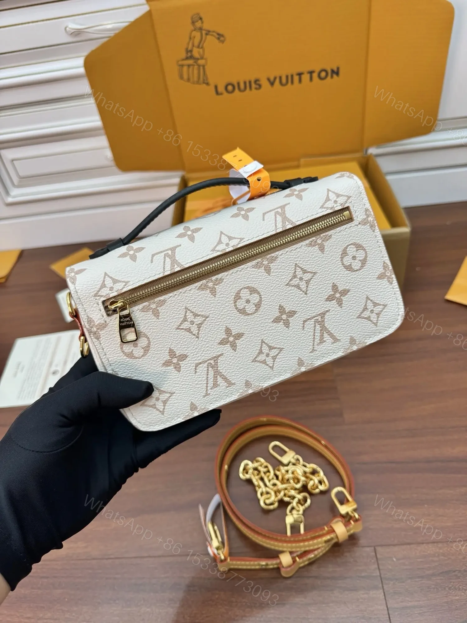 View 5 of Louis Vuitton Pochette Métis East West