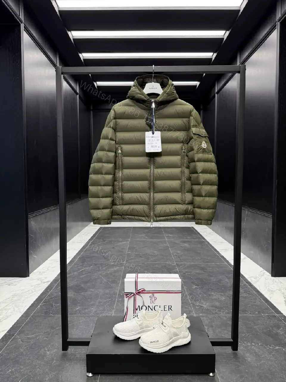 Olive Puffer Jacket: Technical Warmth, Luxe Details, Outdoor-Urban — view 1
