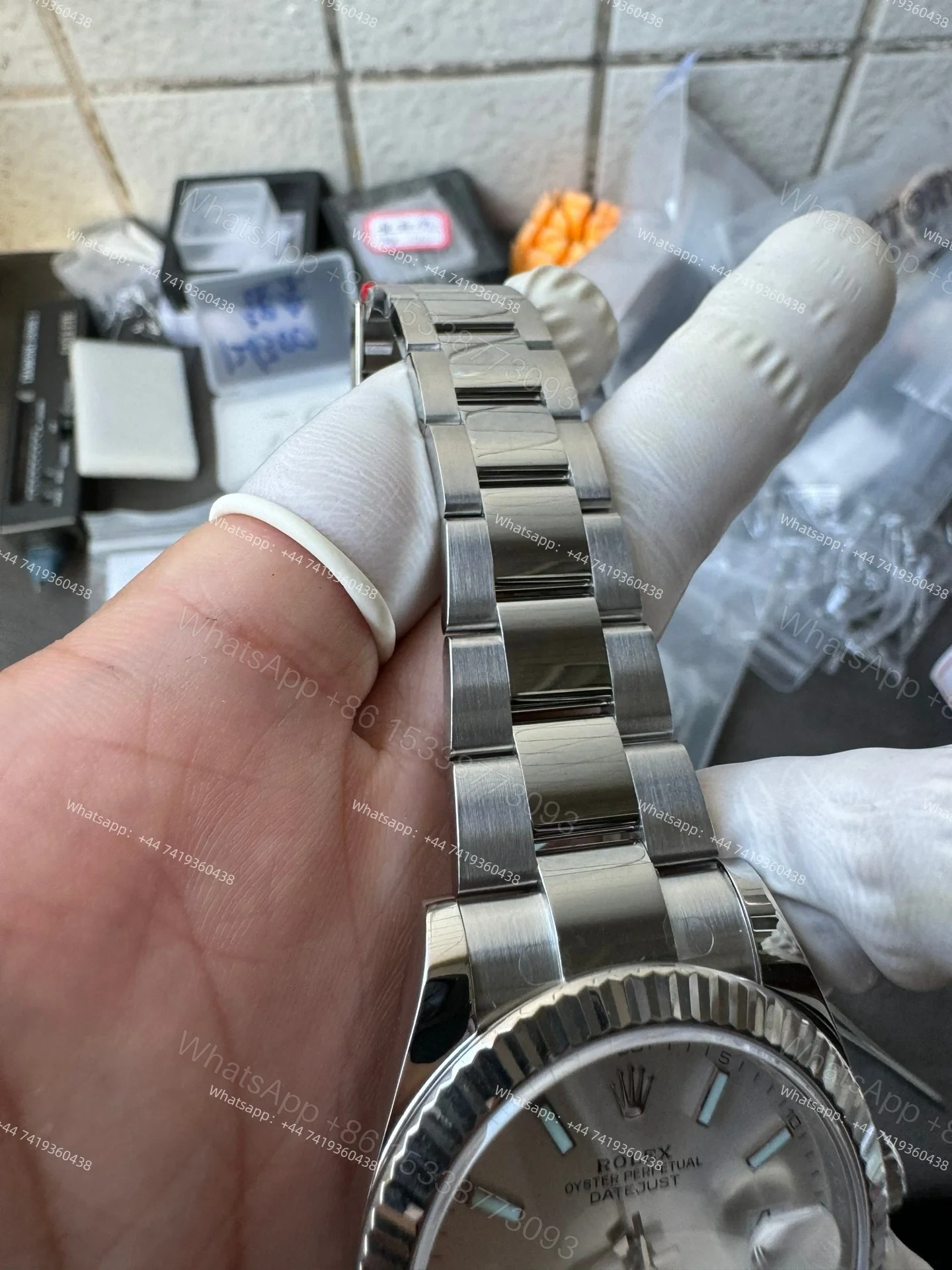View 14 of Rolex Datejust M126334-0003 1:1 Replica Silver Dial Oyster 41MM 3235 Movement Super Clone Watch