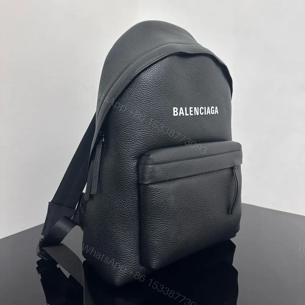 View 3 of 高仿BalenciagaExplorer系列小牛皮背包XS