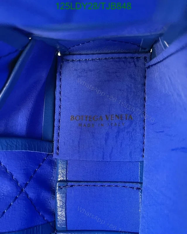 View 89 of Bottega Veneta Premium Nappa Leather Intrecciato Weave Bag with Magnetic Fastening BV9101