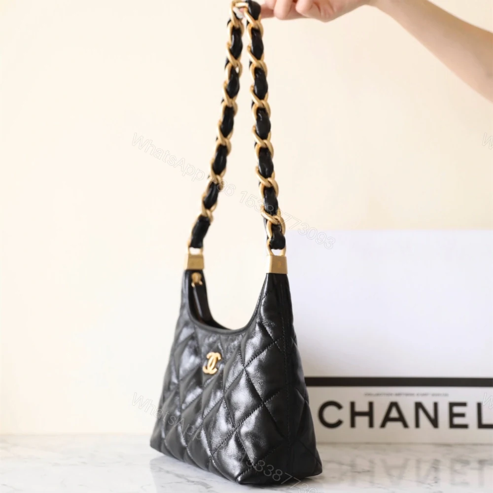 View 6 of 高仿Chanel*24A系列AS4922小羊皮流浪包小號免檢版