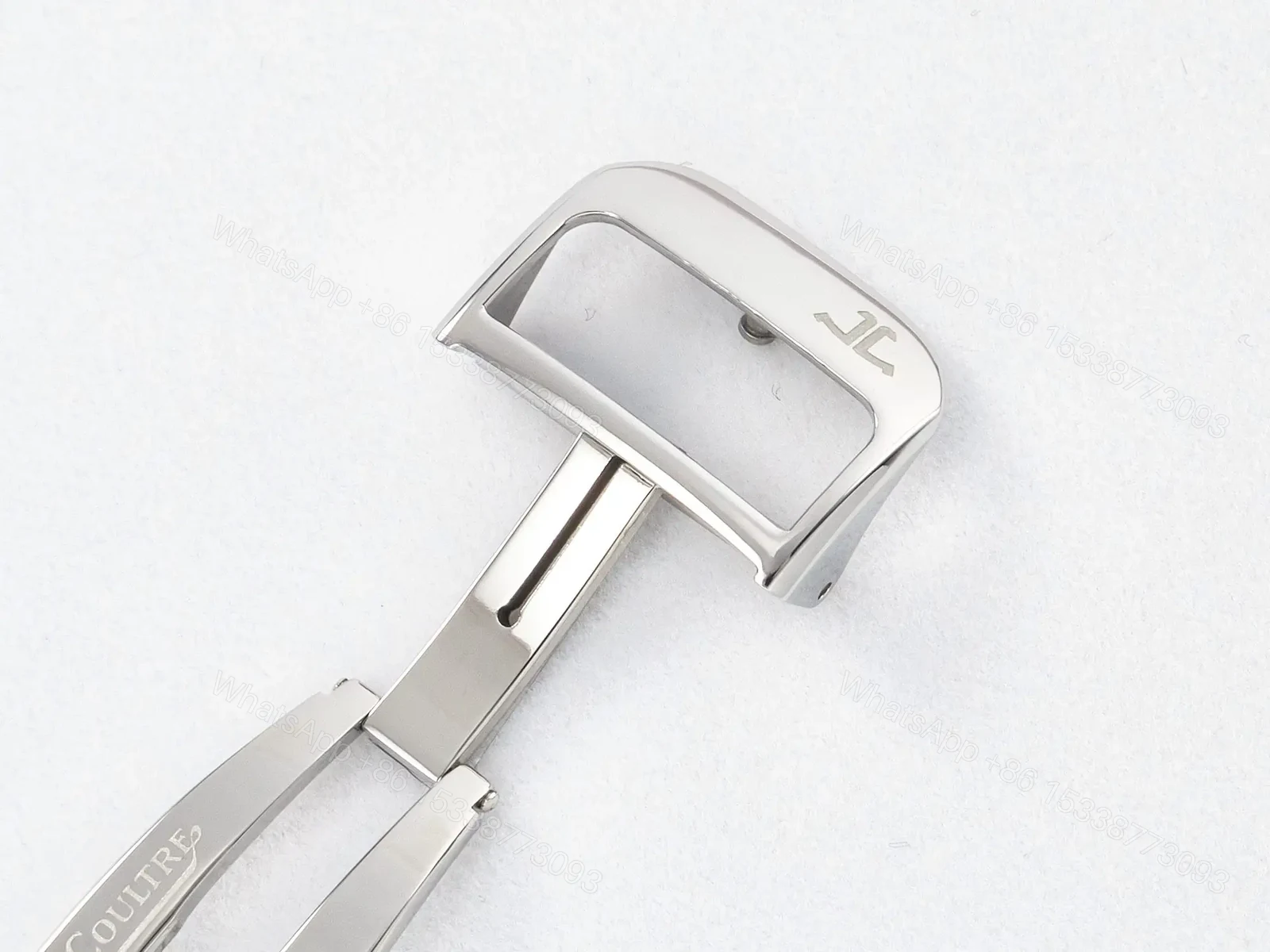 View 24 of Reverso Classic Duoface Small Seconds SS MGF Best Edition White Guilloché Dial on Red Leather Strap A854A