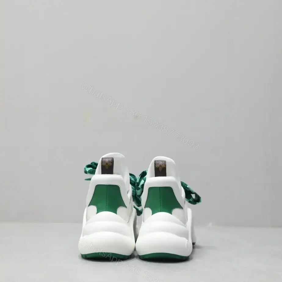 View 4 of LV ARCHLIGHT SNEAKER – LSVM021
