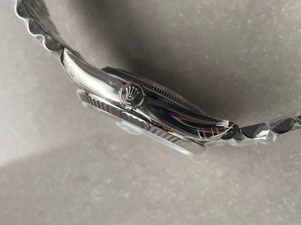 View 8 of VSF Factory 1:1 Rolex Datejust 41mm 16030 Roman markers White dial VS3235