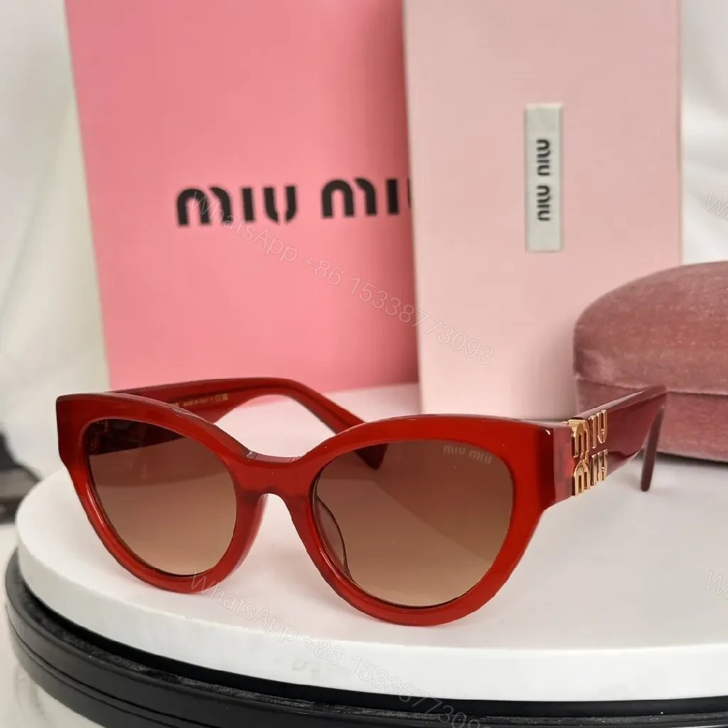View 8 of Gradient Round Sunglasses with Luxe Logo Detailing (60 chars)