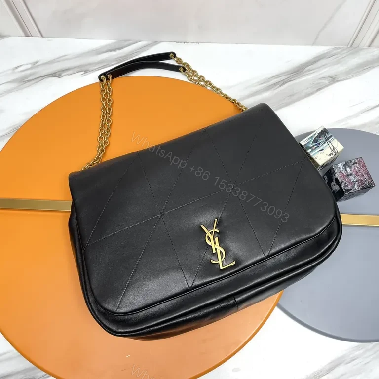 Chic Black Quilted Leather Shoulder Bag with Chain Strap — view 1