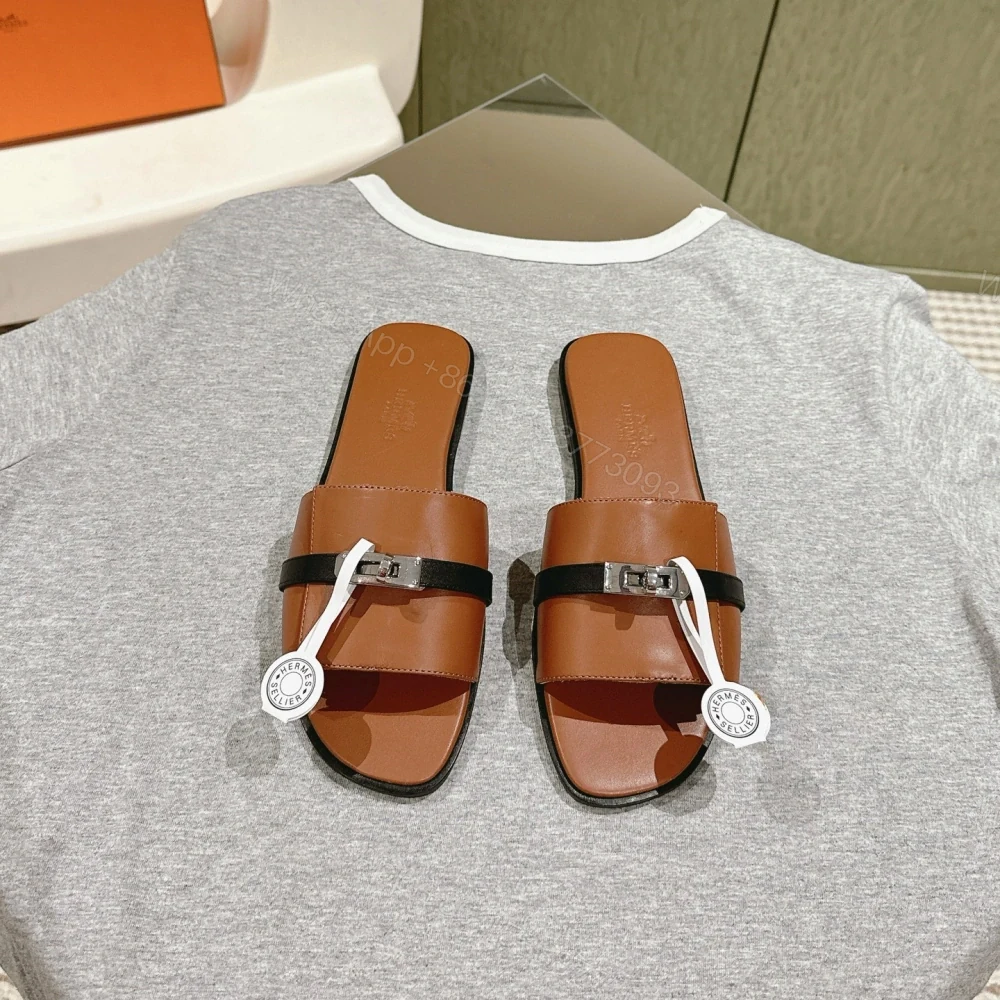 高仿Hermes*H231056Z20一字平底拖鞋棕色免檢版 — view 1