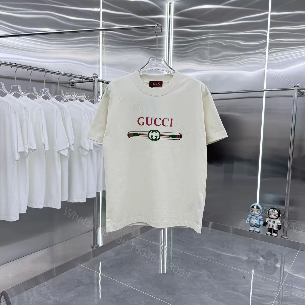 Gucci原單白色短袖T 經典腰帶綠紅綠配色LOGO設計 永不退流行 — view 1