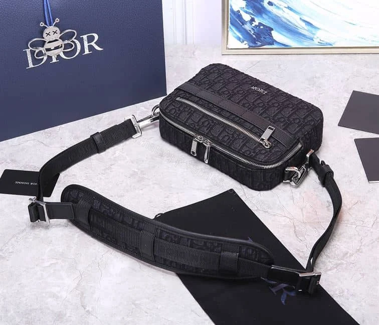View 7 of SAFARI MESSENGER BAG BLACK DIOR OBLIQUE JACQUARD – DR013