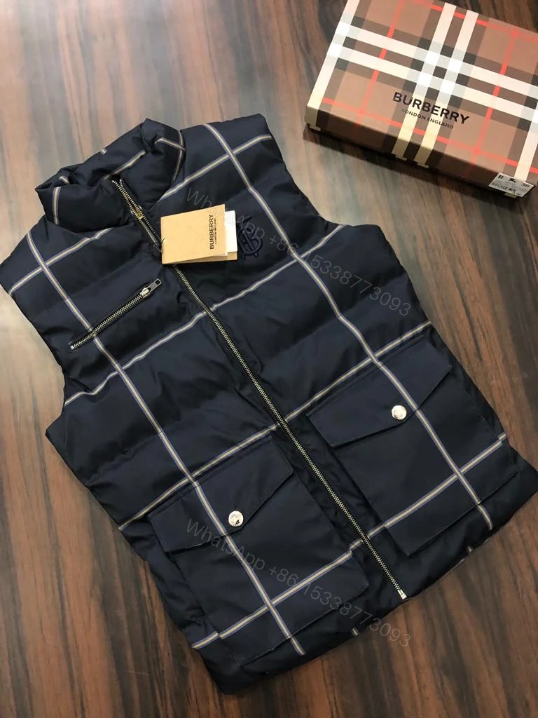 FIRST COPY BURBERRY IMPORTED HALF SLEEVES PUFFERS JACKET — view 1