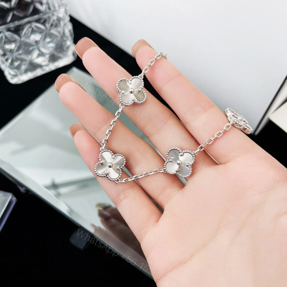 View 8 of 高仿首飾VanCleef&Arpels*RP9XE00銀鐳射五花手鏈