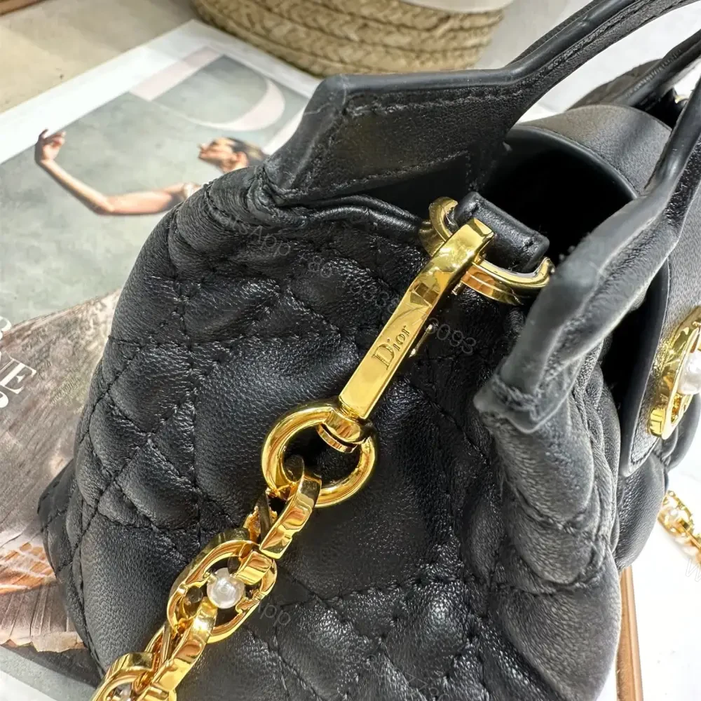 View 9 of 高仿Dior*JolieHandle系列S312M900環扣小羊皮手提包黑色免檢版