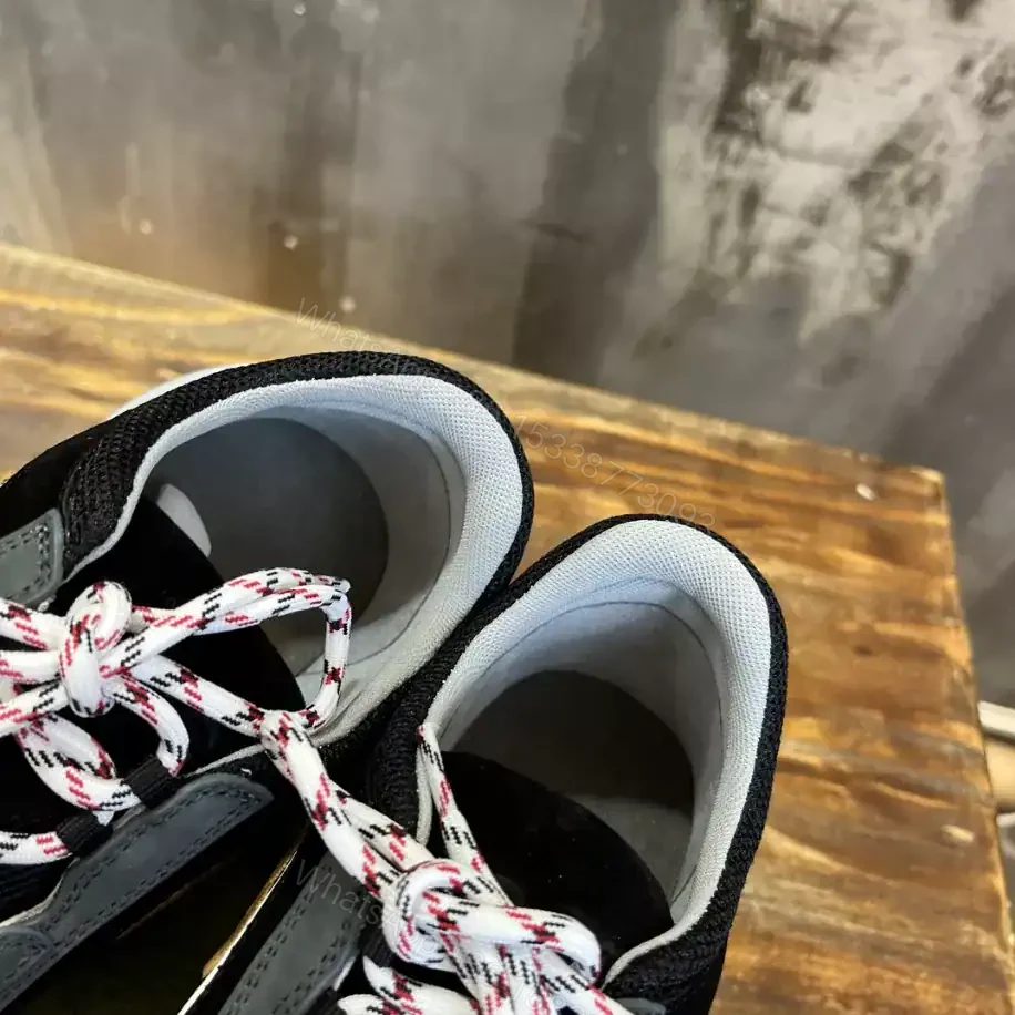 View 7 of GUCCI RUN TRAINER SNEAKERS IN BLACK AND GREY – GC159